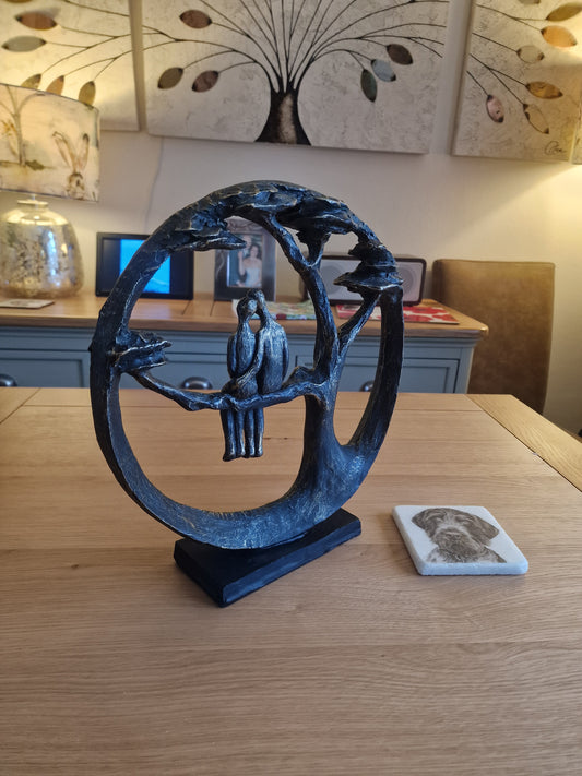 Couple in Tree art piece. stunning! 31cm Diameter