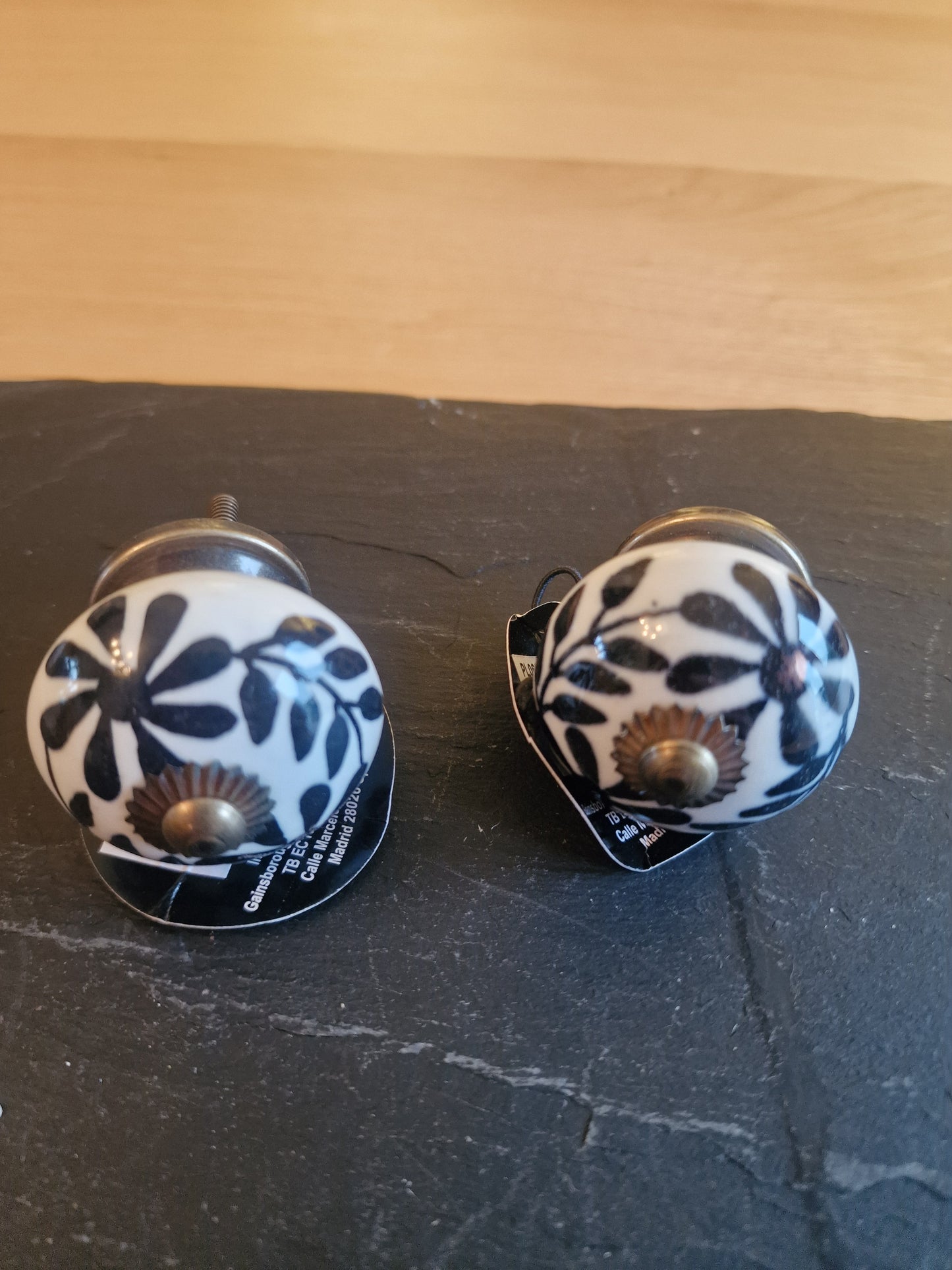 Ceramic Drawer Knobs | Leaf Pattern & Gunmetal Centre | Sold in Pairs