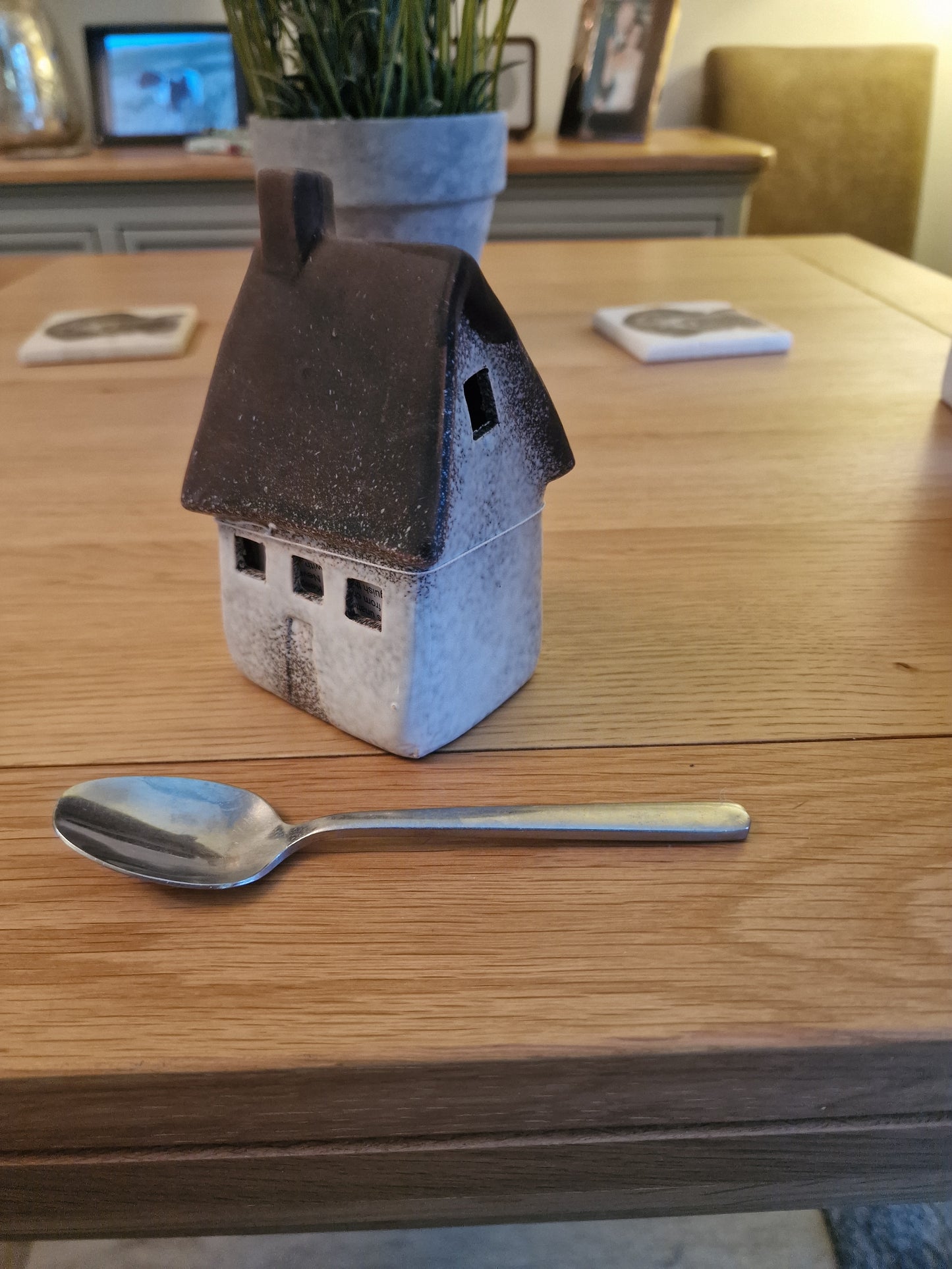 2A Speckled White Windlight House Deco, 17.3cm