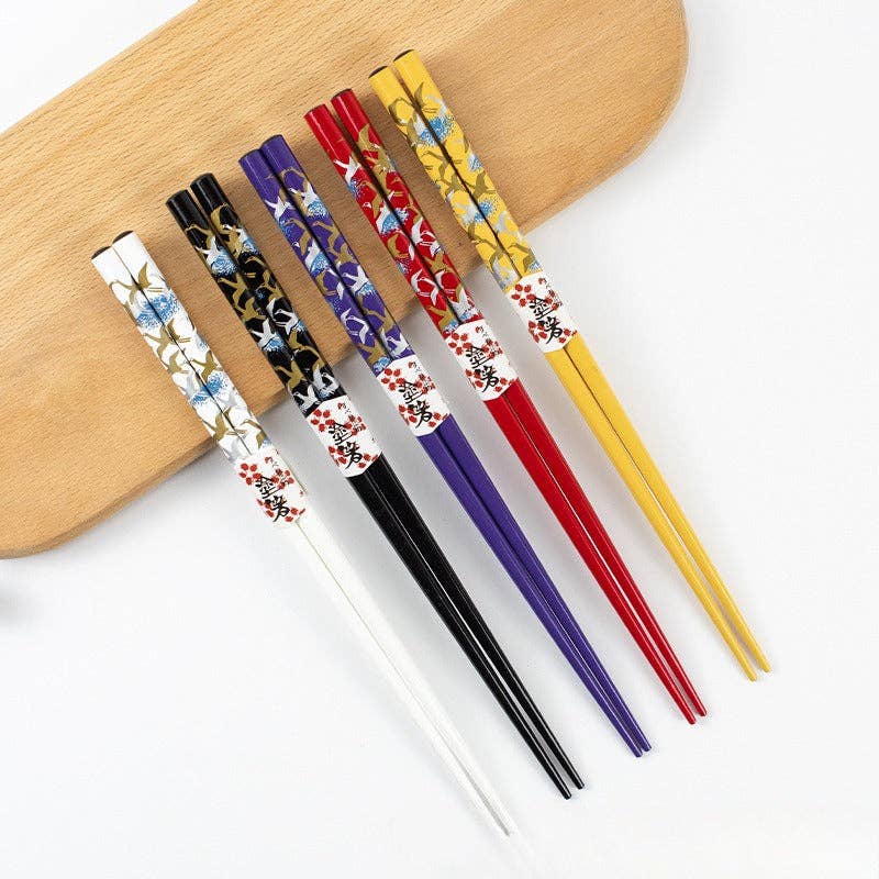 Gohobi A Set of 5 Pairs of Wooden Chopsticks with Cat Rests (Type c)
