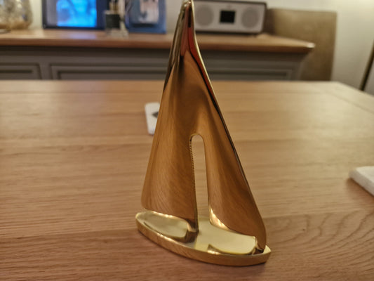 Brass Yacht 15cm tall:  For the yacht enthusiast!
