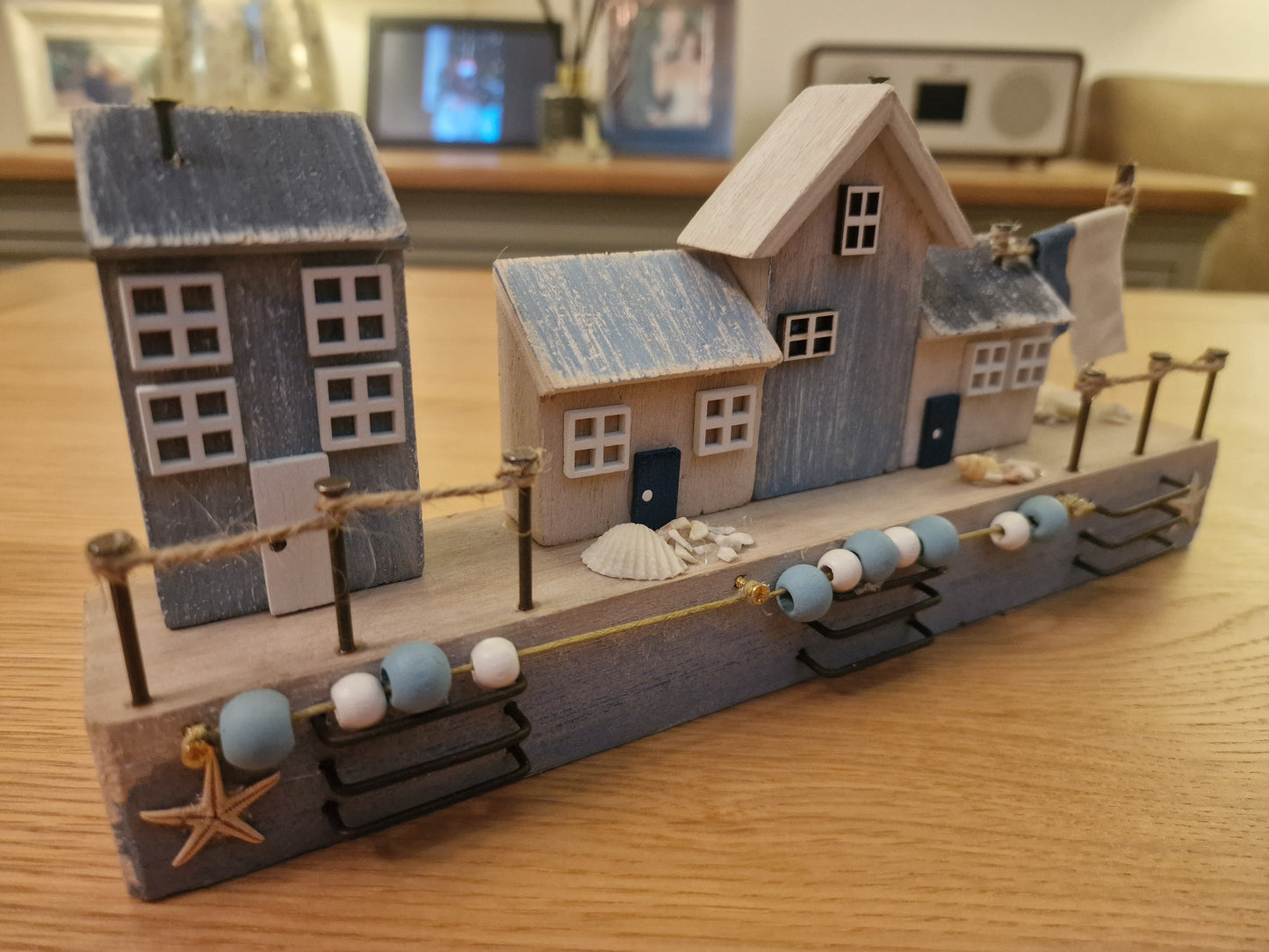 Harbourside Scene with 4 Cottages, W25cm -Good quality!