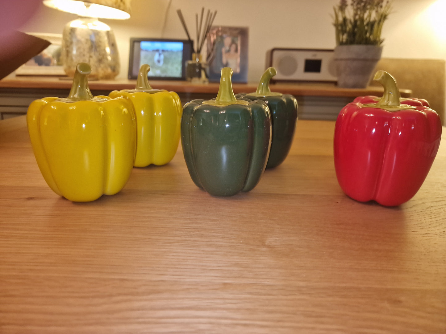 Pepper Shaped Food Container Storage