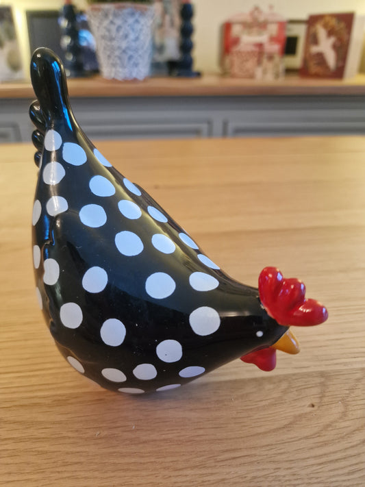 Black Speckled Chicken (Pecking) H12.3cm