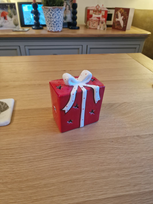 Large Red/White Ceramic Present With Led H12cm