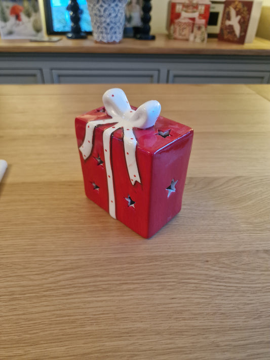 Large Red/White Ceramic Present With Led H12cm