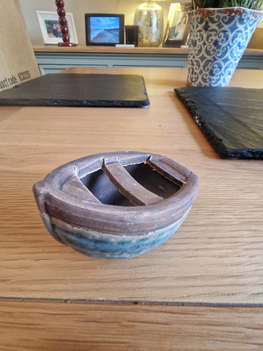 Ceramic Boat Ornament 9x6.2x5.1 cm (small)