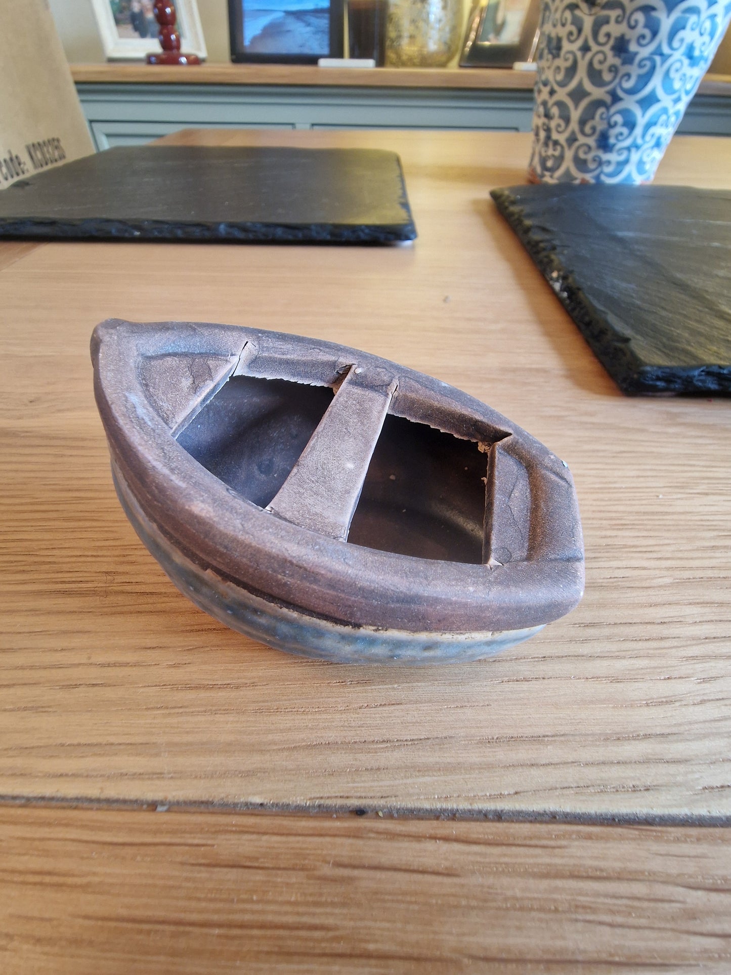 Ceramic Boat Ornament 9x6.2x5.1 cm (small)
