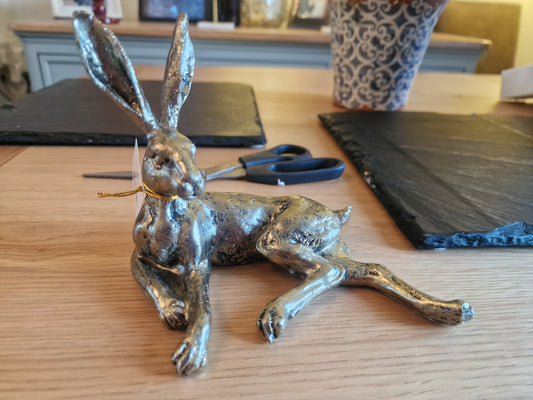 Lounging Hare Sculpture - Charming Home Decor Piece. H12cm