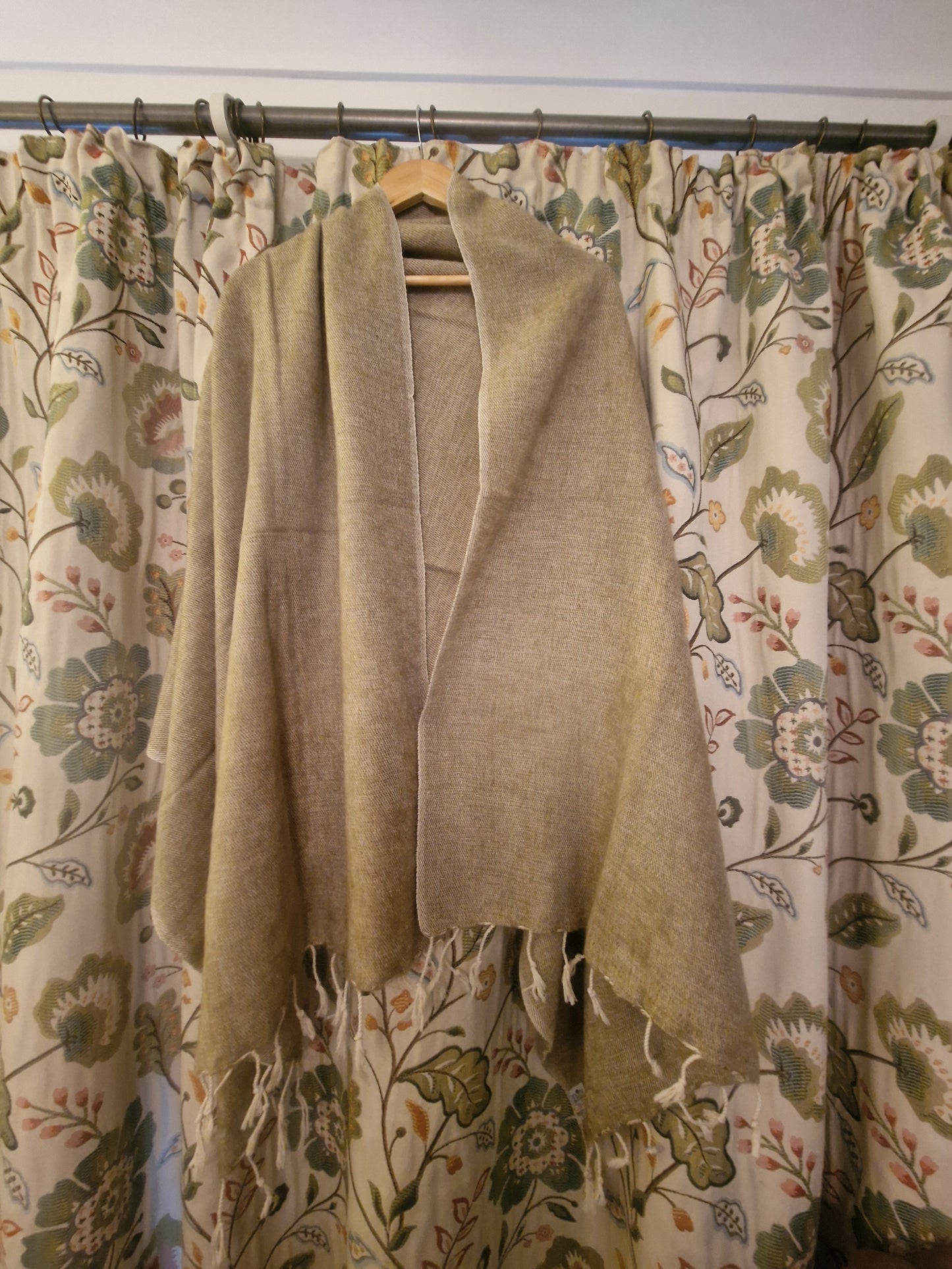 Nepali Shawls - Oatmeal -Ethically produced in Nepal