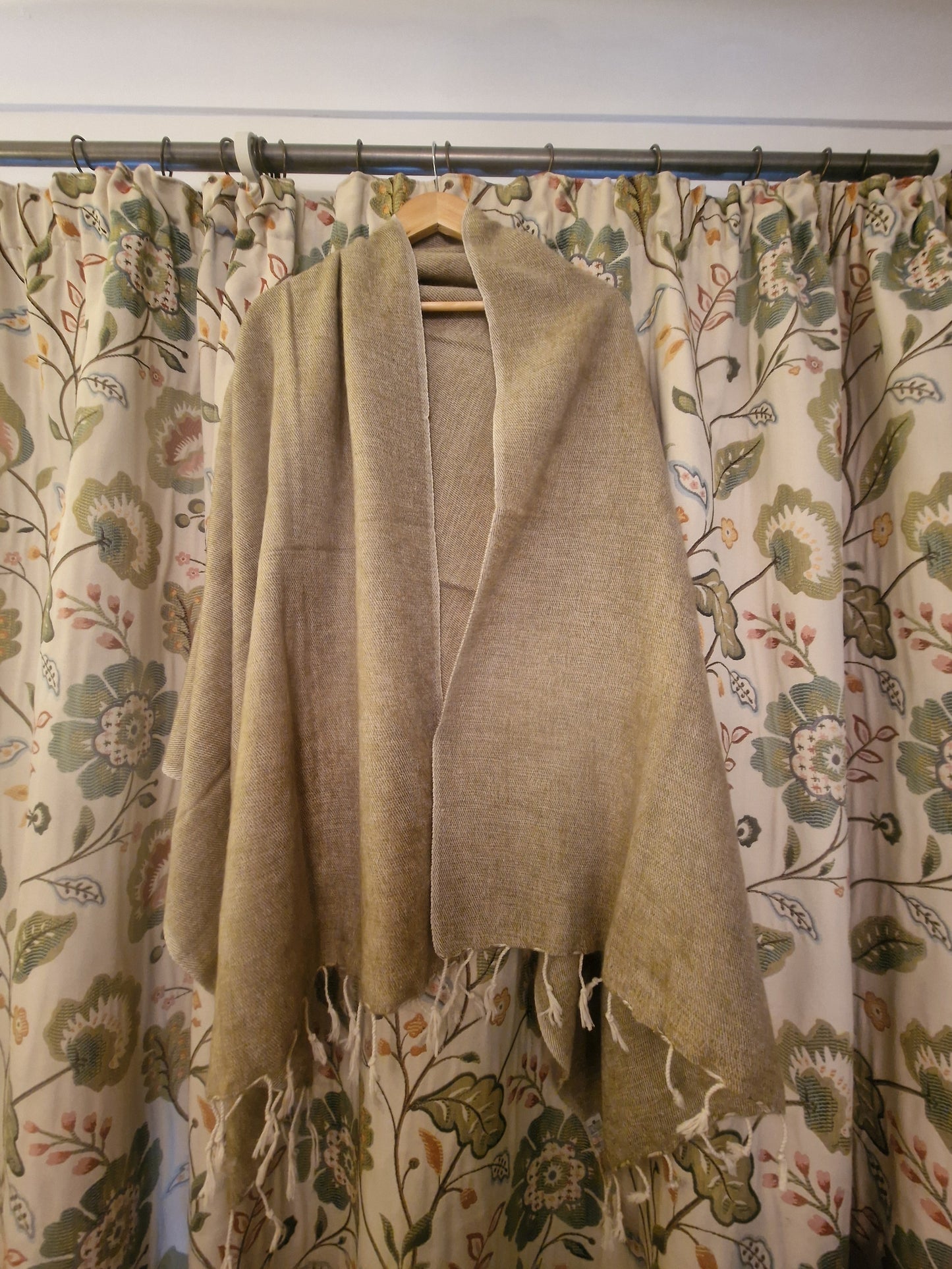 Nepali Shawls - Oatmeal -Ethically produced in Nepal