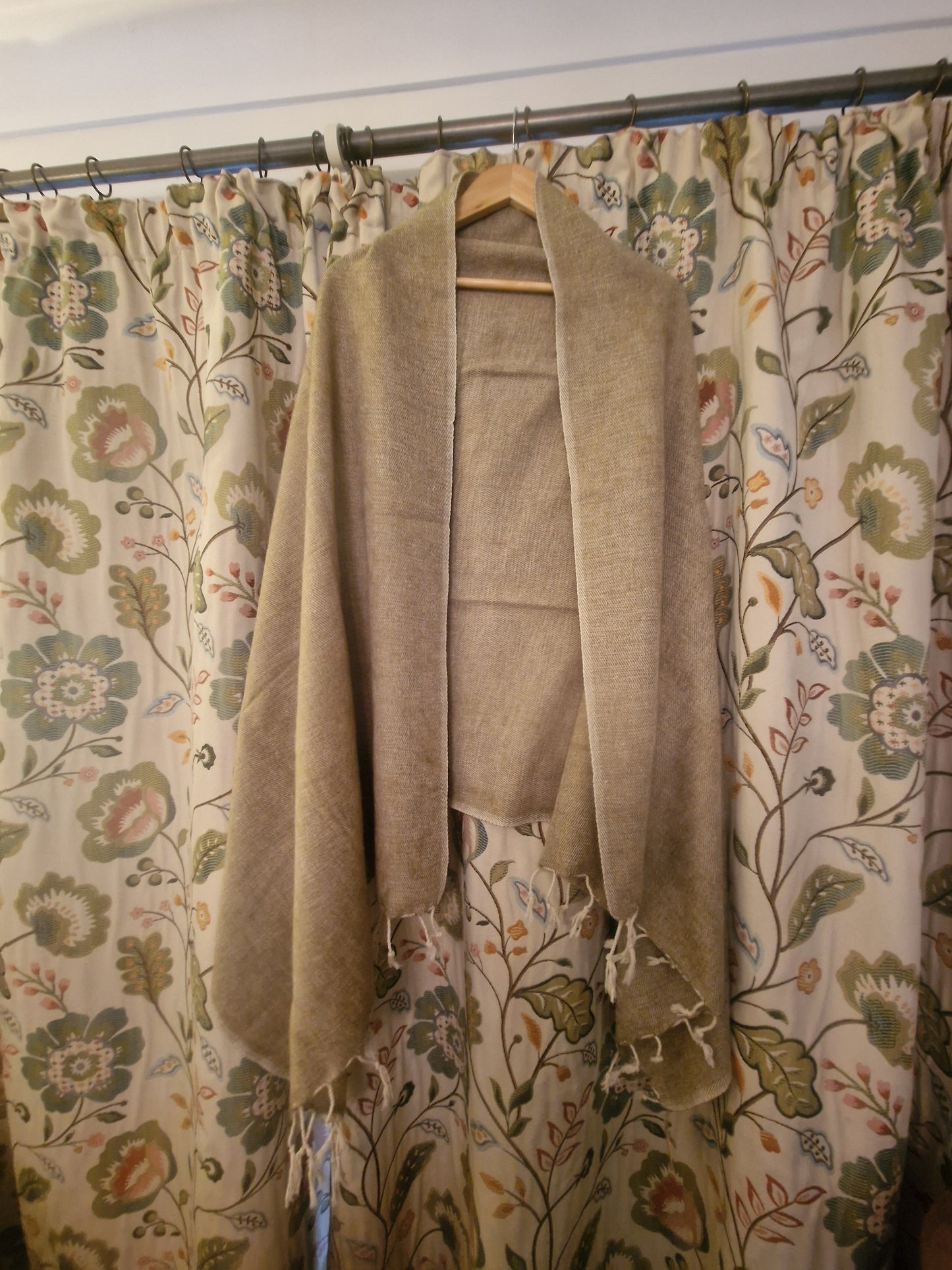 Nepali Shawls - Oatmeal -Ethically produced in Nepal