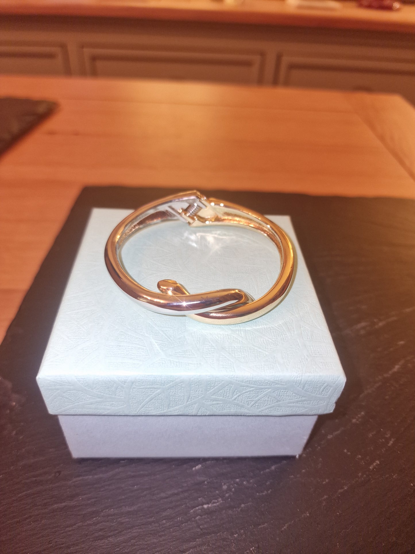 Crossover Bangle (in Gift Box) - Gold/Silver