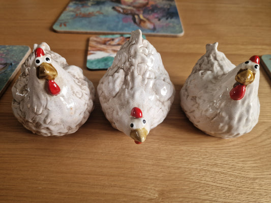 Larger Rustic Chicken Deco 9.6cm