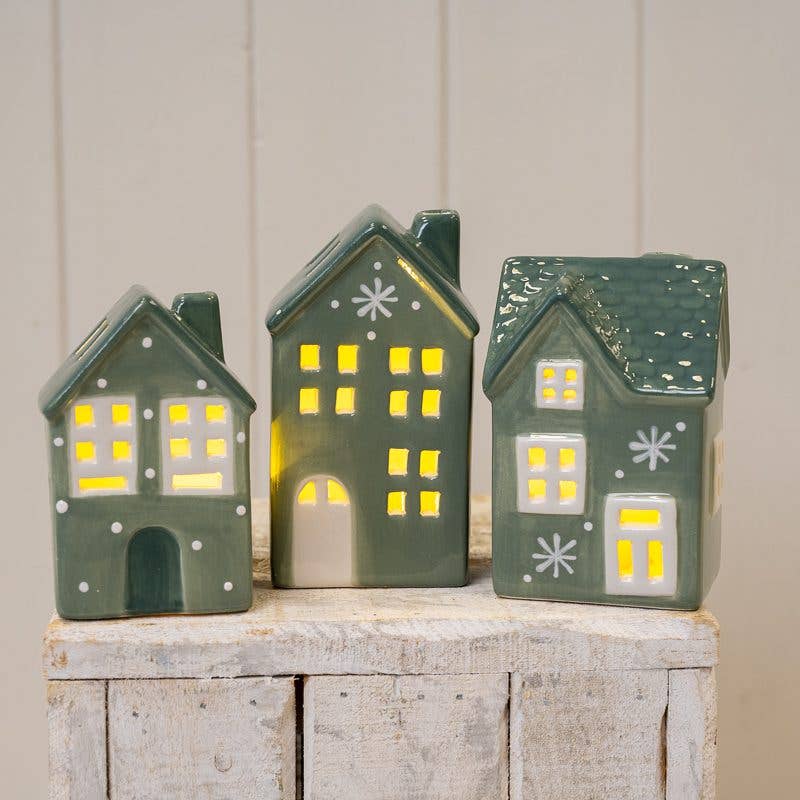 Green Ceramic Led House With Snowball Décor 9.5cm H