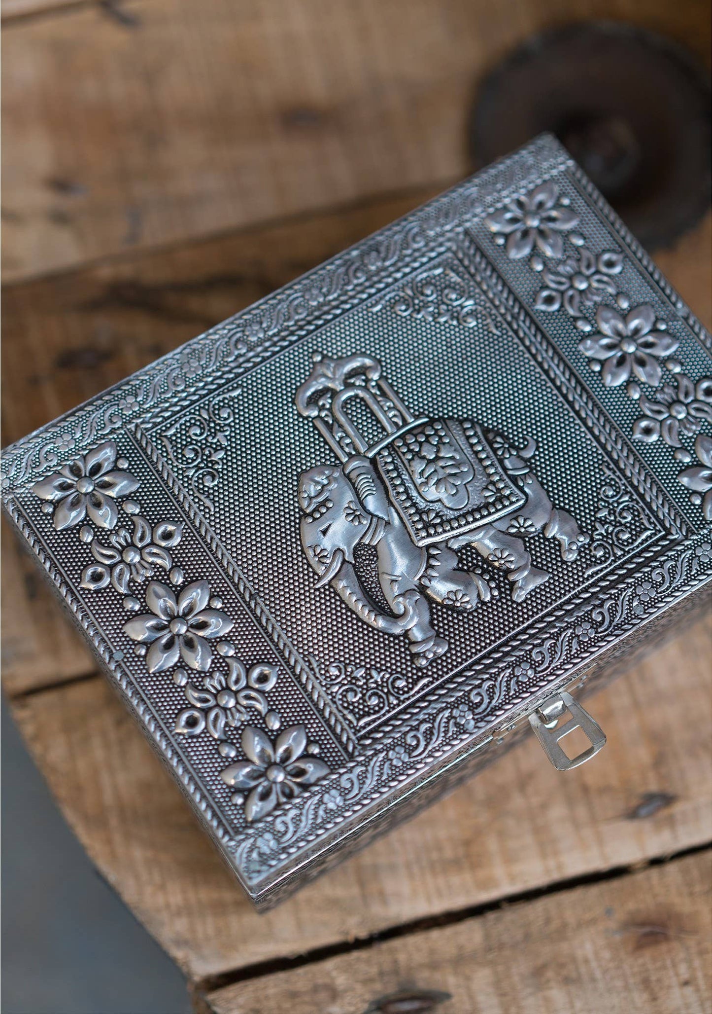 Elephant Design Jewellery Box in Silver with Mirror