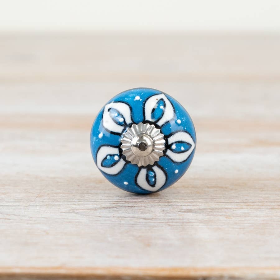 2x Blue & White Ceramic Knobs, 4cm x 7cm