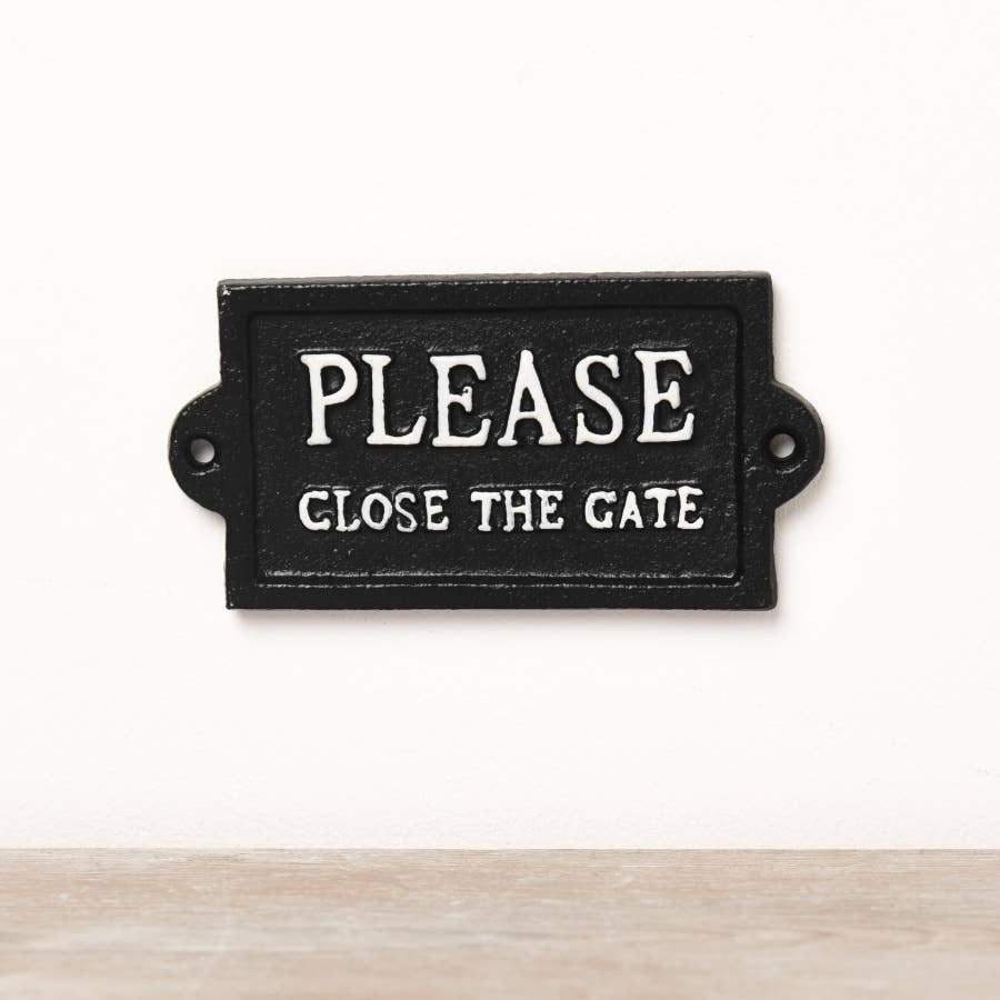 Please Close The Gate, 12.7cm In Jet Black cast Iron