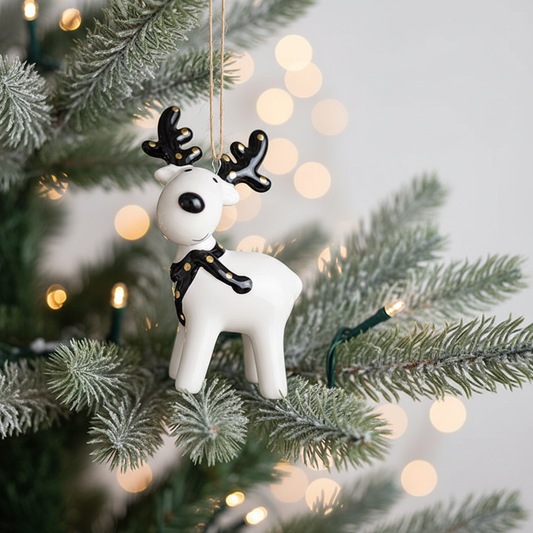 Deer Ornament Lifestyle 1